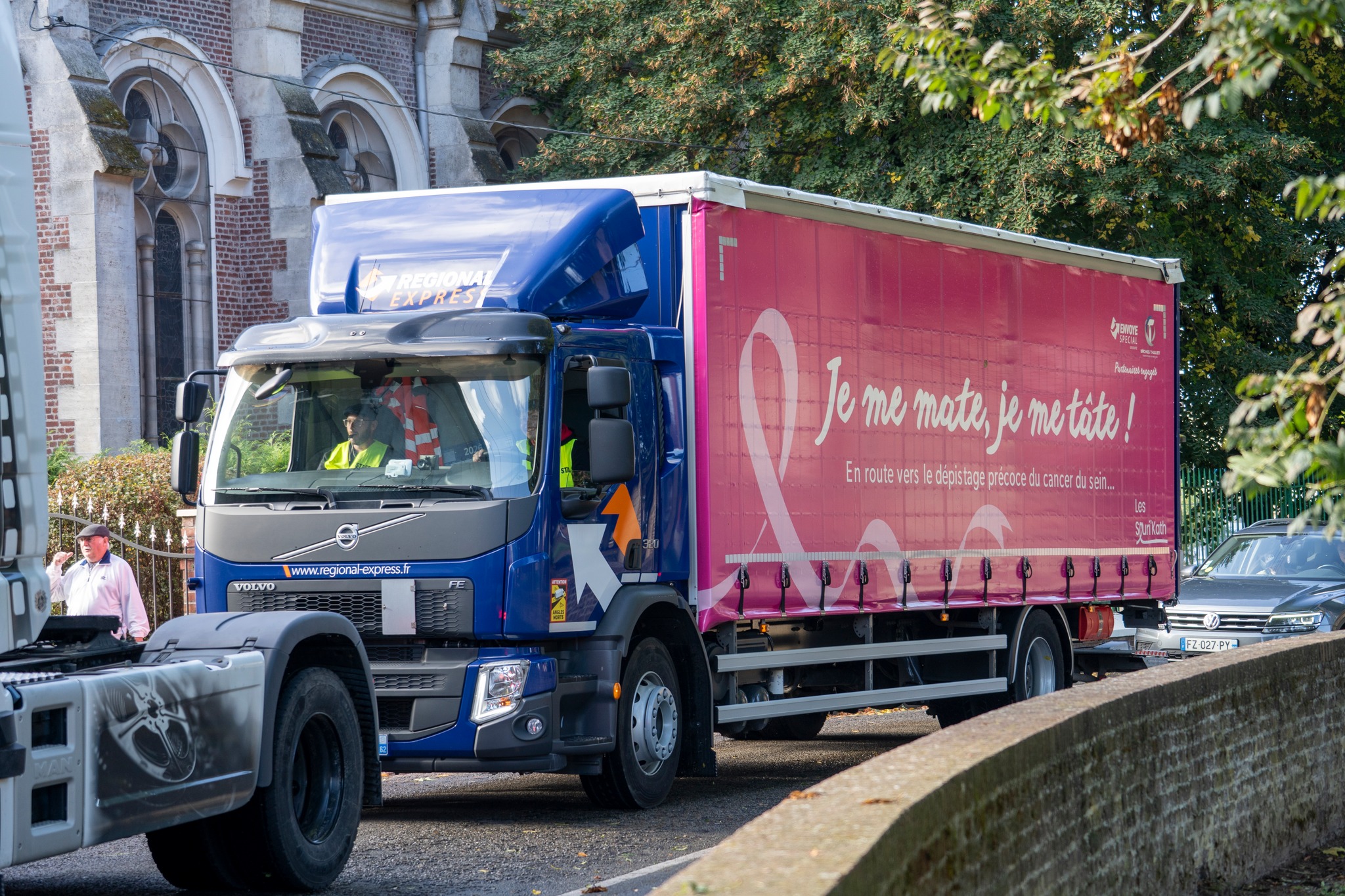 Lire la suite à propos de l’article Camion rose