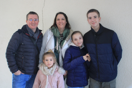 23 03 24  14 28 44 0