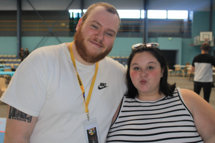 22 06 24  22 53 32 0