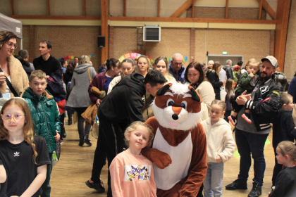 30 03 24  17 47 37 0