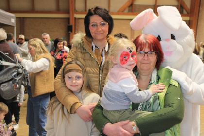 30 03 24  18 53 44 0