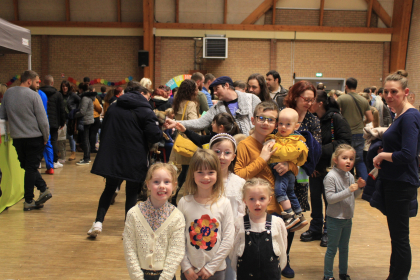 30 03 24  18 56 14 0