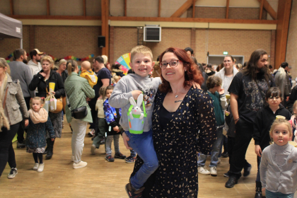 30 03 24  18 57 23 0