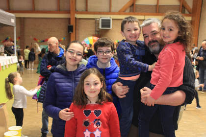 30 03 24  19 38 37 0