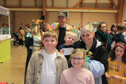 30 03 24  20 20 28 0