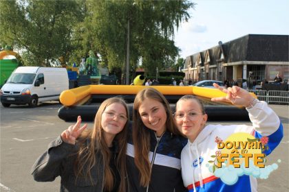 09_06_25__00_16_39_Composition