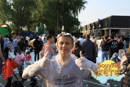 09_06_25__00_51_08_Composition