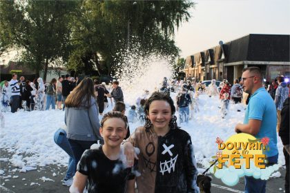 09_06_25__01_37_09_Composition