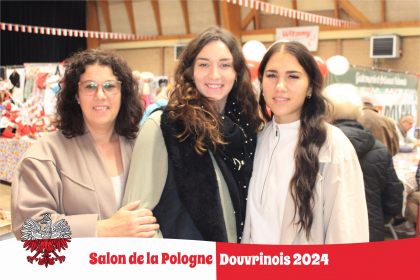 11_11_24__19_01_59_Composition