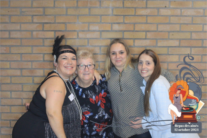 12_10_24__22_09_32_Composition