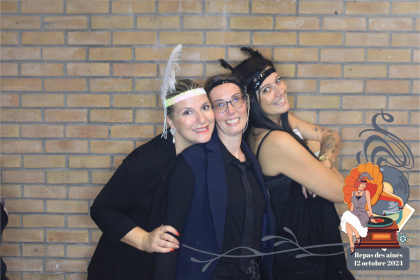 12_10_24__22_30_29_Composition