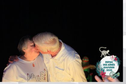 18_10_25__22_11_41_Composition