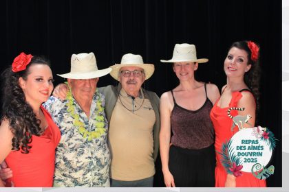 18_10_25__22_56_38_Composition