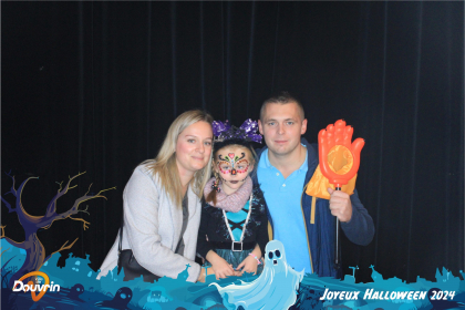 31_10_24__21_56_58_Composition