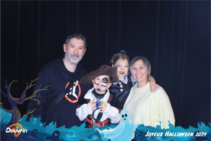 31_10_24__22_50_58_Composition