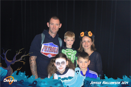 31_10_24__22_52_48_Composition