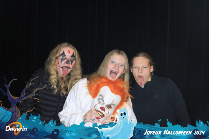 31_10_24__23_43_16_Composition