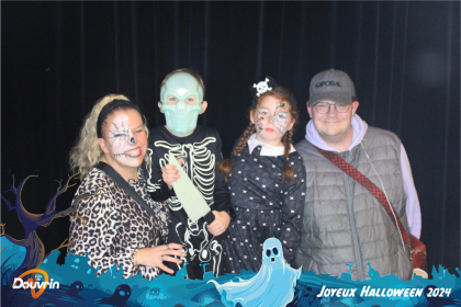 31_10_24__23_50_15_Composition