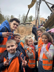 received_1536124011114576