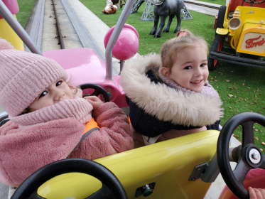 received_1645147009462306