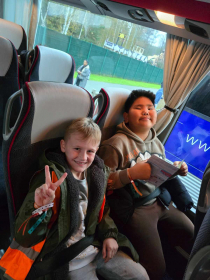 received_566603462476199